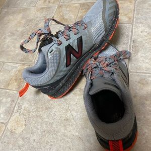 Boys New Balance Tennis shoes